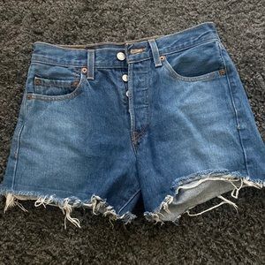Levi’s shorts